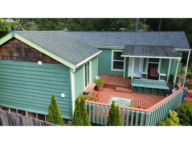 111 Rhody Loop Florence, OR 97439 - Photo 2 of 24