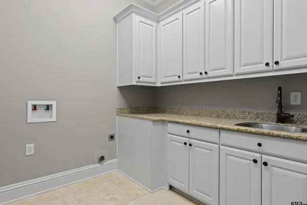 a view of workspace with bathroom