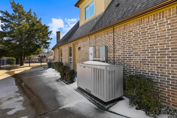 $900,000 | 4314 Pecan Ridge Crossing, Longview, TX 75605