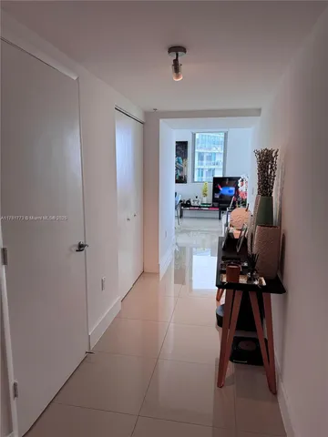 $740,000 | 92 Southwest 3rd Street, Unit 4410, Miami, FL 33130