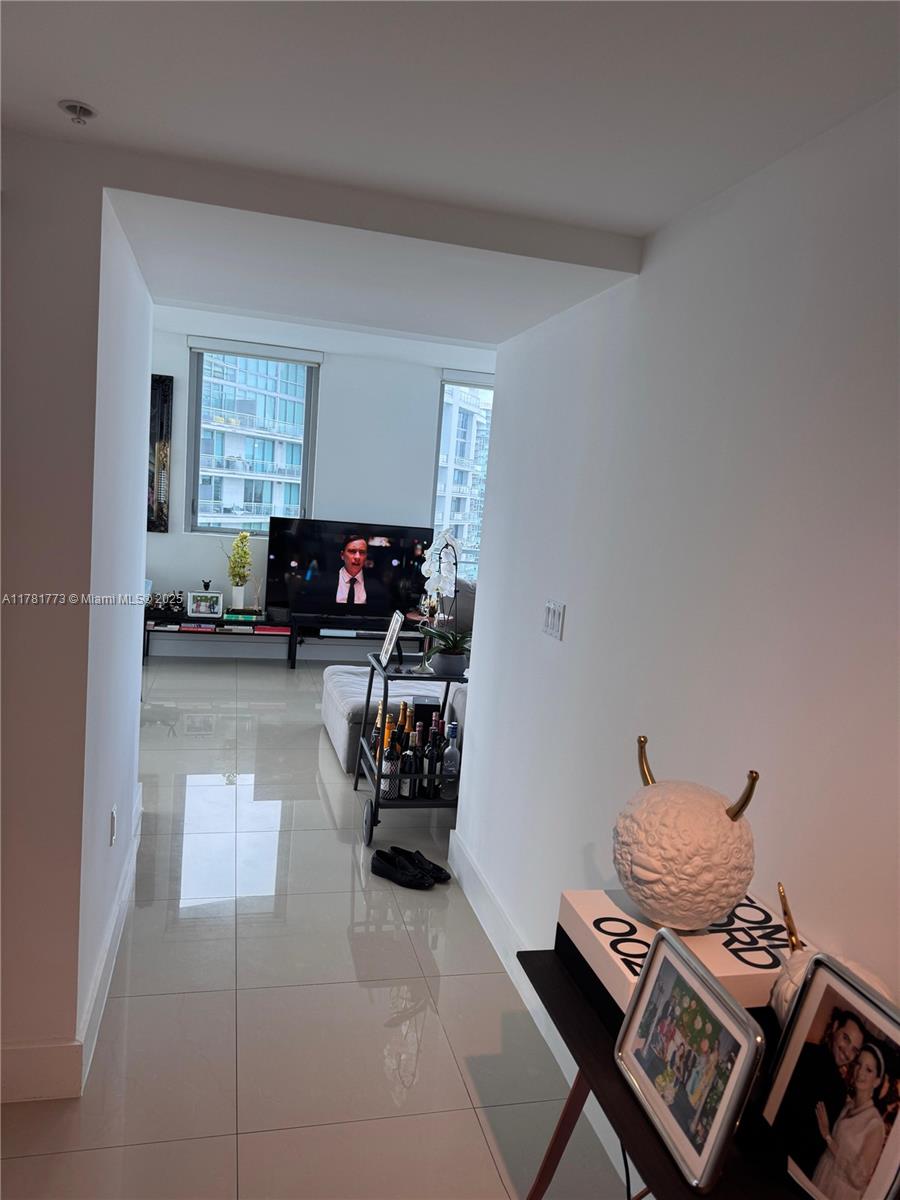 92 Southwest 3rd Street, Unit 4410 Miami, FL 33130 - Photo 17 of 26