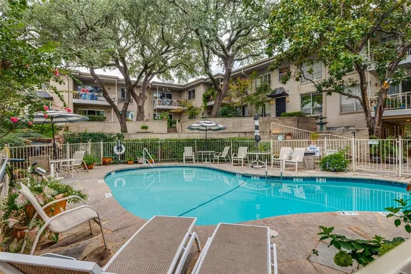 $235,000 | 2301 Ridgmar Plaza, Unit 17, Fort Worth, TX 76116