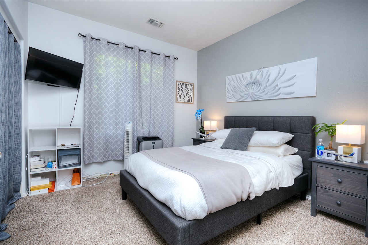 2873 Rancho Rio Chico Carlsbad, CA 92009 - Photo 14 of 25