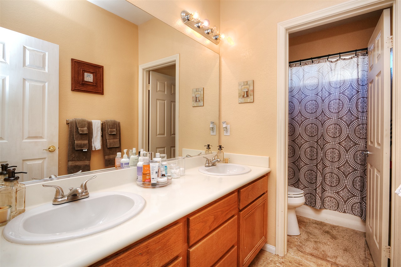 2873 Rancho Rio Chico Carlsbad, CA 92009 - Photo 17 of 25