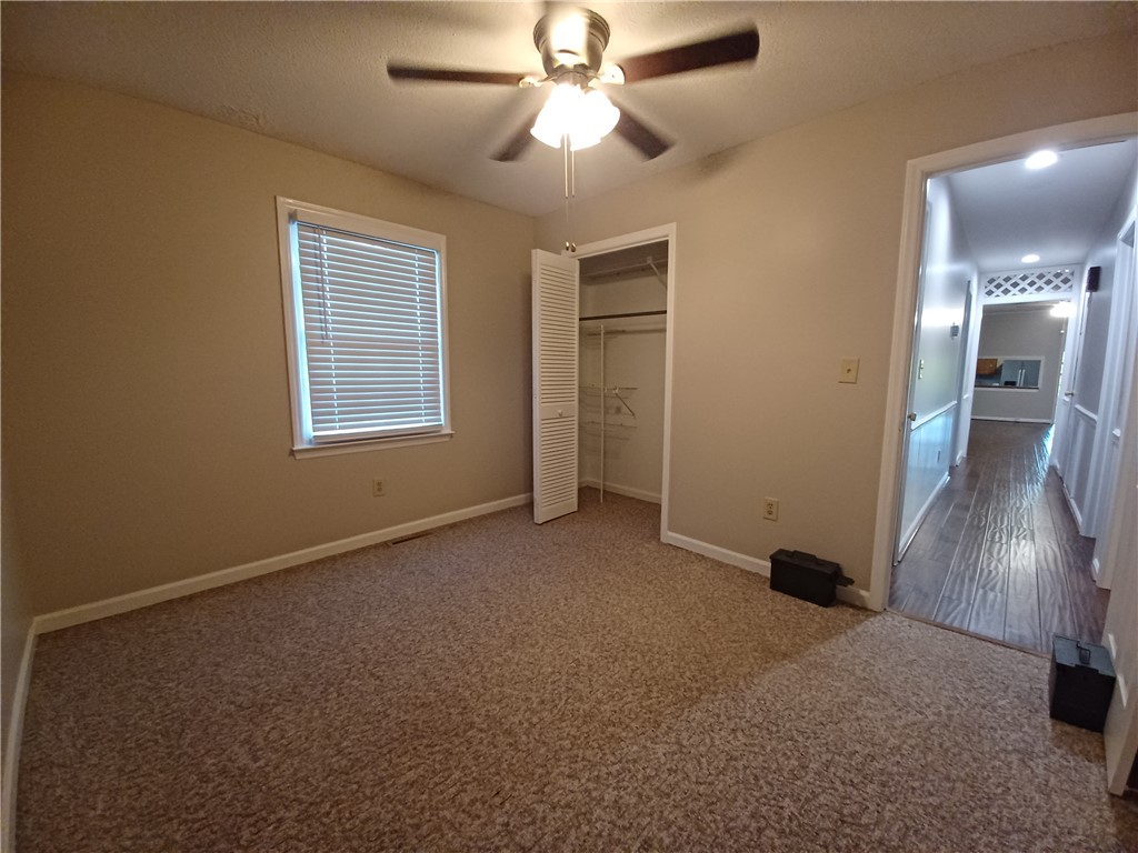 1251 Highway 59 Fair Play, SC 29643 - Photo 8 of 20