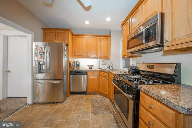 $462,500 | 26 East Turnbull Avenue, Havertown, PA 19083