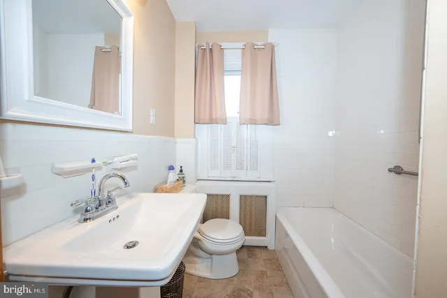 $462,500 | 26 East Turnbull Avenue, Havertown, PA 19083