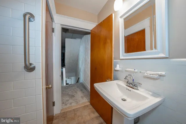 $462,500 | 26 East Turnbull Avenue, Havertown, PA 19083