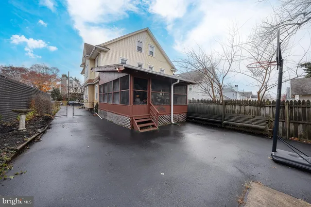 $462,500 | 26 East Turnbull Avenue, Havertown, PA 19083