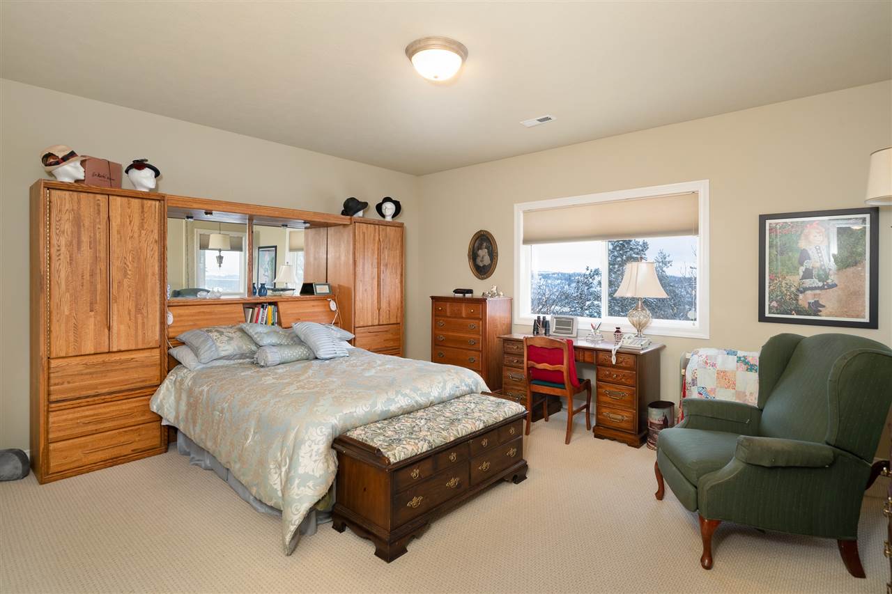 10608 North Alberta Road Spokane, WA 99208 - Photo 16 of 20