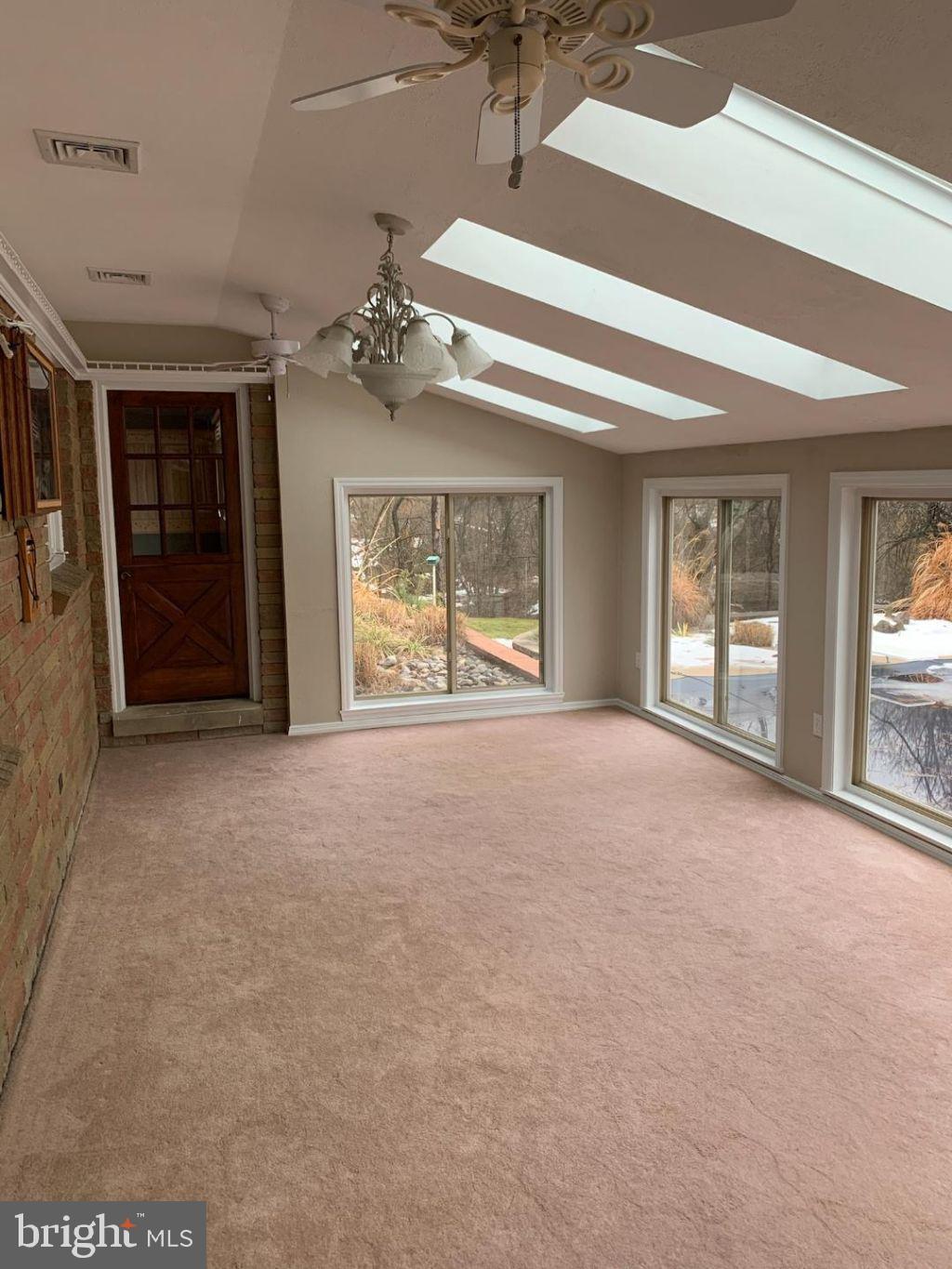 3145 Spring Road Carlisle, PA 17013 - Photo 32 of 62 Sunroom