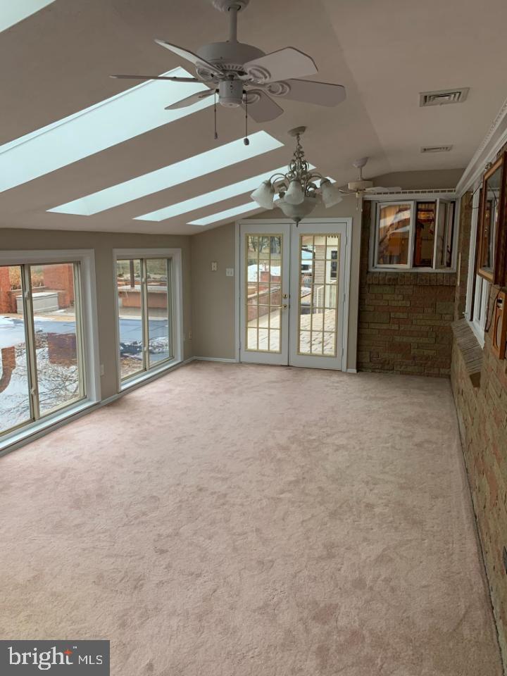 3145 Spring Road Carlisle, PA 17013 - Photo 33 of 62 Sunroom