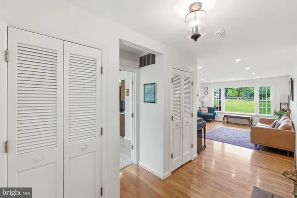 $4,800 | 9809 Sunset Drive, Rockville, MD 20850