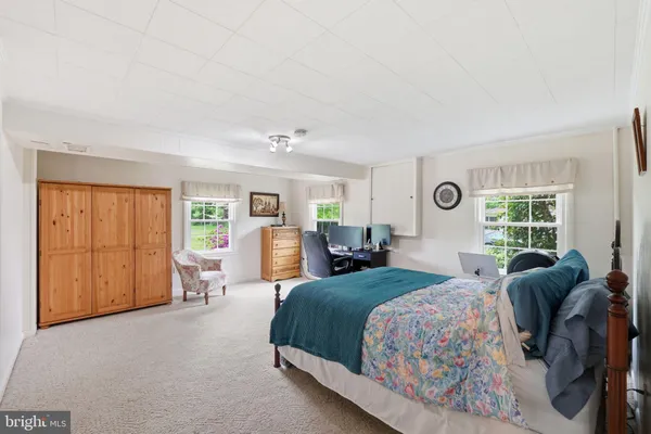 $4,800 | 9809 Sunset Drive, Rockville, MD 20850