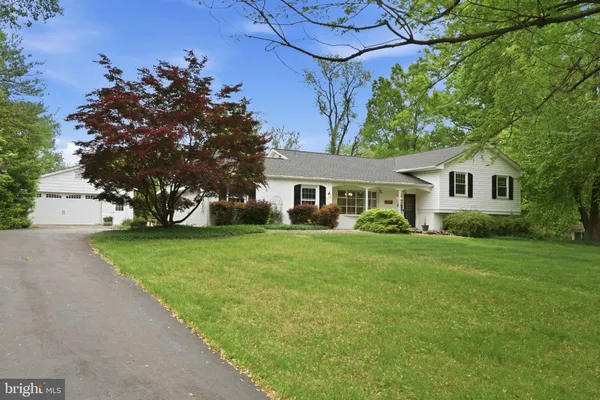 $4,800 | 9809 Sunset Drive, Rockville, MD 20850
