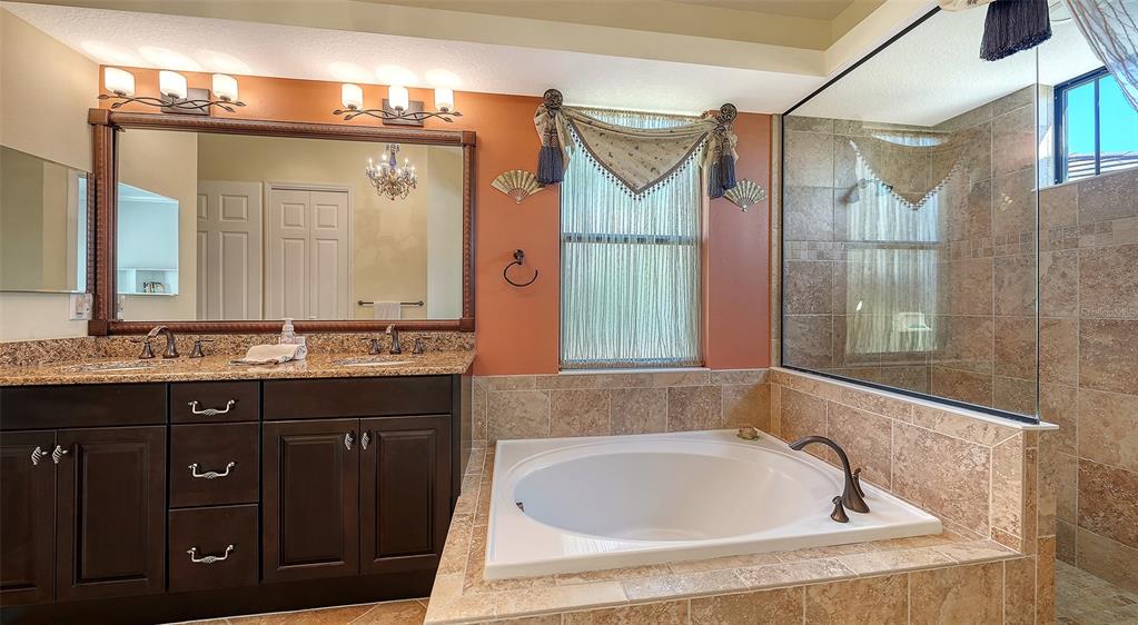 8057 Rio Bella Place Bradenton, FL 34201 - Photo 22 of 71