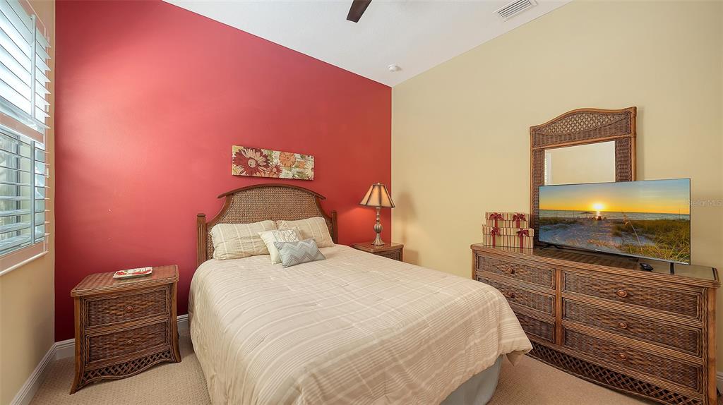 8057 Rio Bella Place Bradenton, FL 34201 - Photo 27 of 71