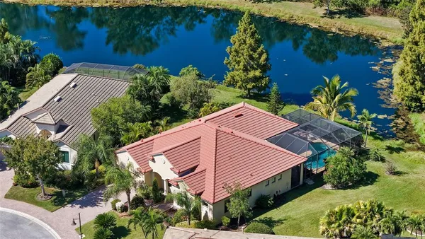 $748,000 | 8057 Rio Bella Place, Bradenton, FL 34201