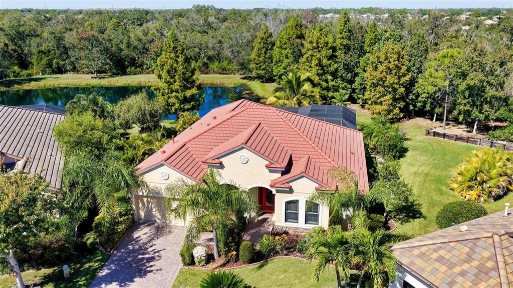 8057 Rio Bella Place Bradenton, FL 34201 - Photo 4 of 71