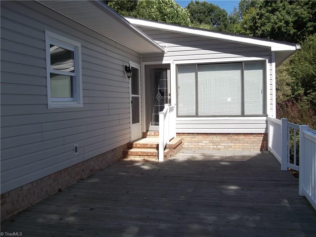 556 Pinewood Road Asheboro, NC 27205 - Photo 23 of 29 Nice shaded Deck!