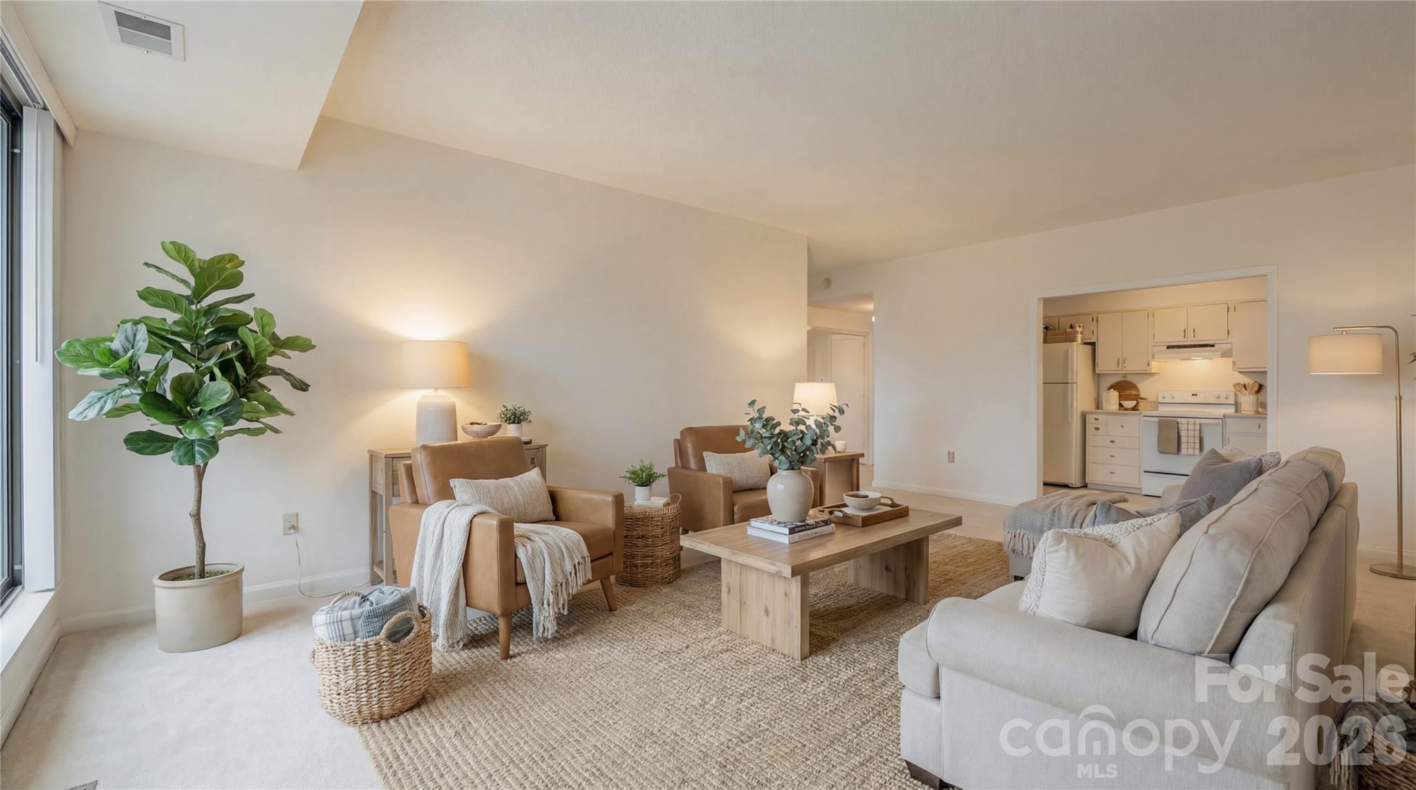 1300 Reece Road, Unit 302 Charlotte, NC 28209 - Photo 3 of 23 Gallery Image 3