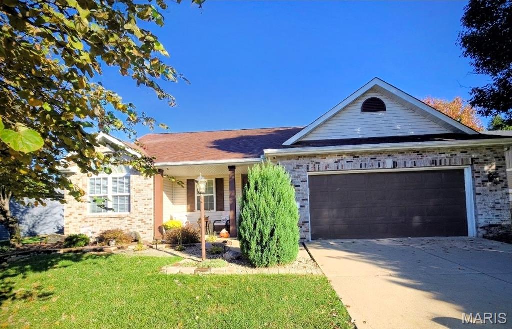 4024 Sequoia Drive Edwardsville, IL 62025 - Photo 1 of 42