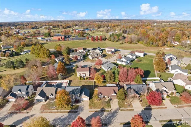 $389,900 | 4024 Sequoia Drive, Edwardsville, IL 62025