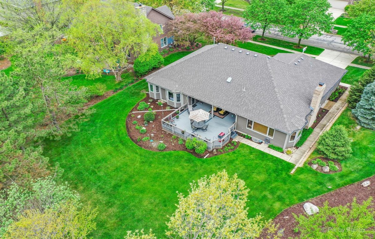 724 Ridgelawn Trail Batavia, IL 60510 - Photo 3 of 32 an aerial view of a house with a yard
