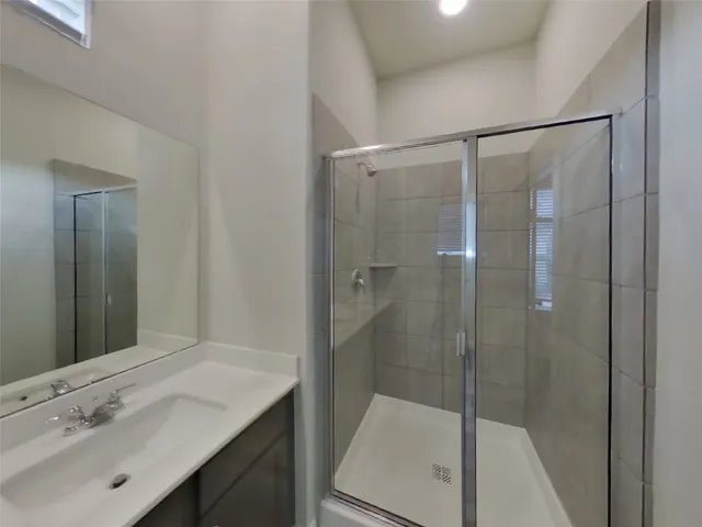 $2,609 | 9835 Willow Creek, Unit 520, Tomball, TX 77375