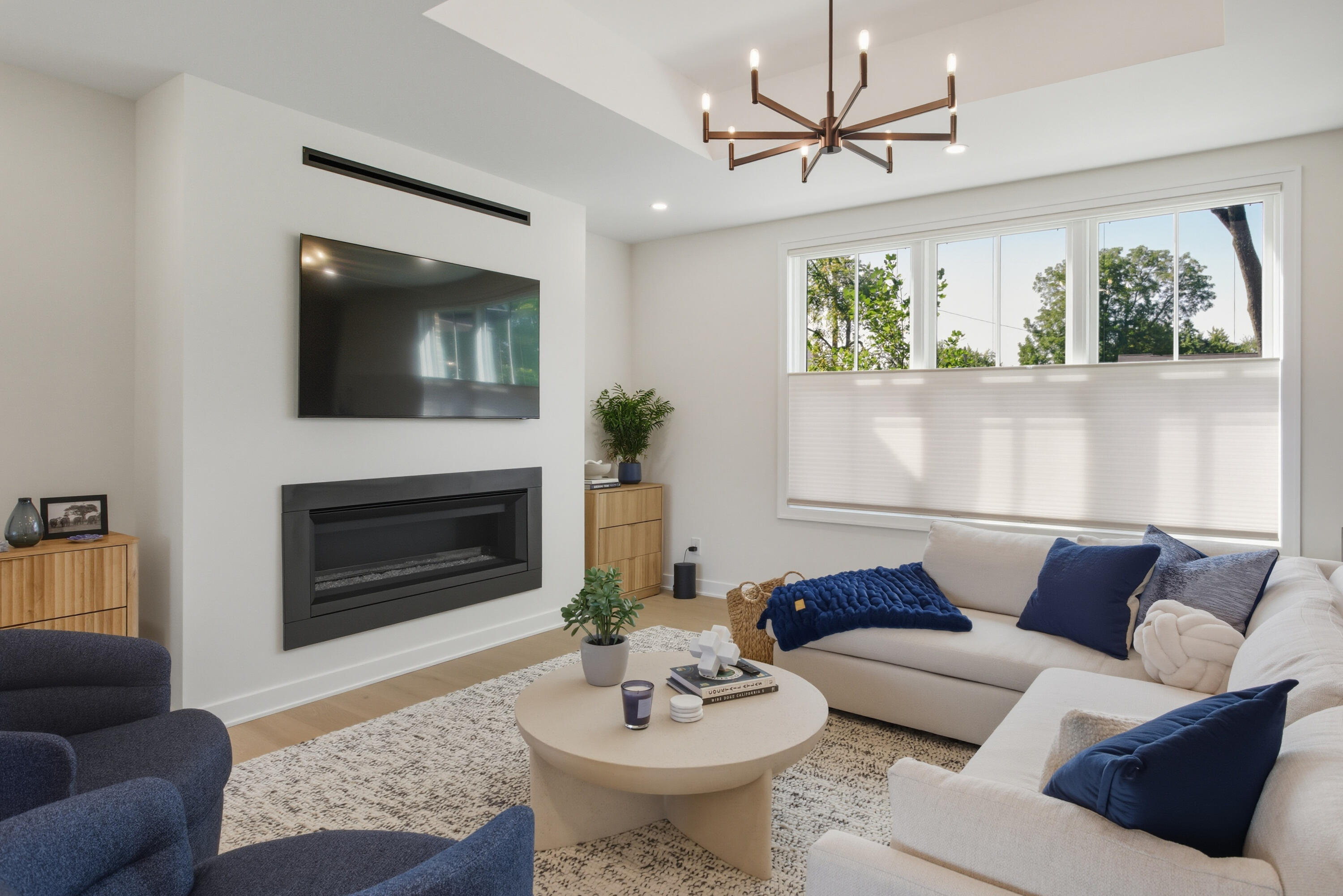 644 Maple Street Plymouth, MI 48170 - Photo 7 of 56 IMG_8810