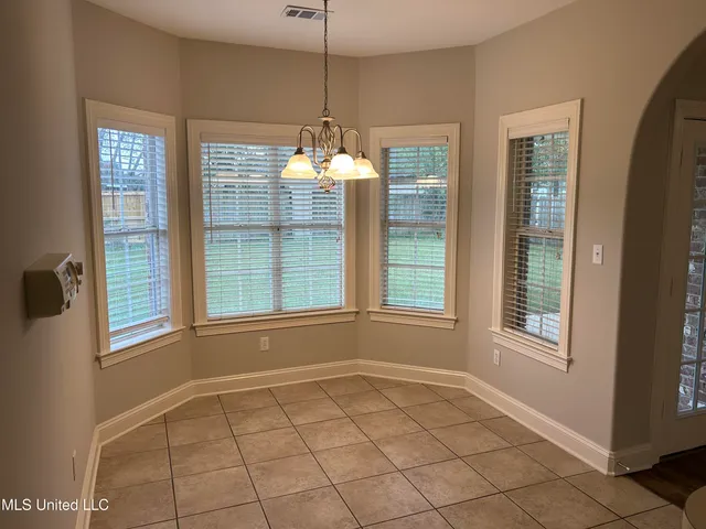 $2,395 | 3069 Roseleigh Drive, Southaven, MS 38672