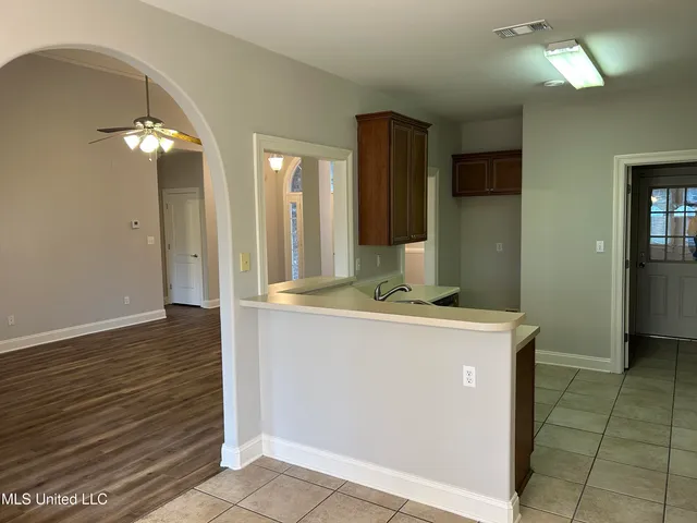 $2,395 | 3069 Roseleigh Drive, Southaven, MS 38672