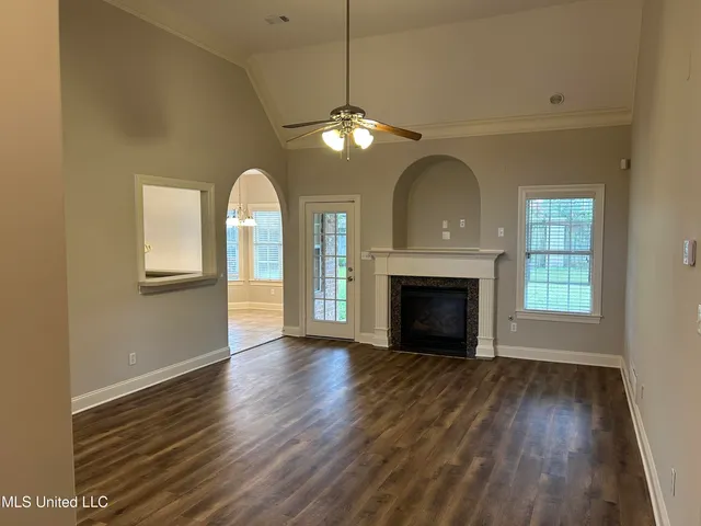 $2,395 | 3069 Roseleigh Drive, Southaven, MS 38672