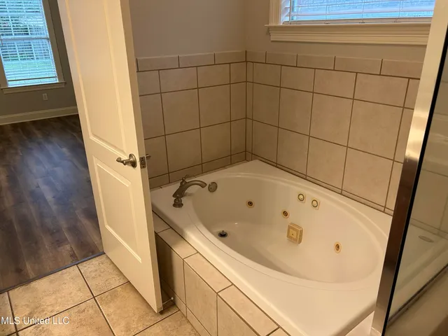 $2,395 | 3069 Roseleigh Drive, Southaven, MS 38672