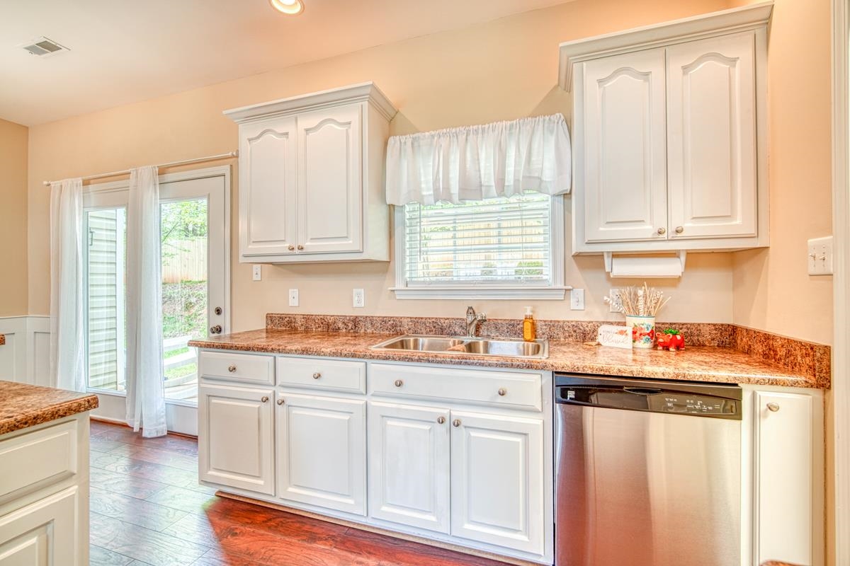 477 Belcher Road Boiling Springs, SC 29316 - Photo 12 of 36 Gallery Image 12