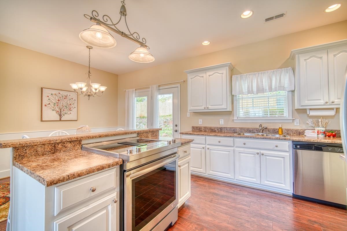 477 Belcher Road Boiling Springs, SC 29316 - Photo 9 of 36 Gallery Image 9