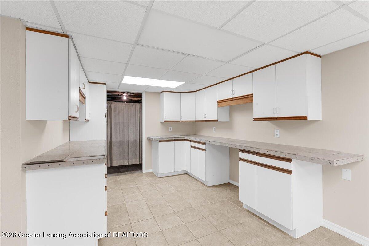 2010 Riverside Court Lansing, MI 48906 - Photo 26 of 27 34-Media Jett - 20