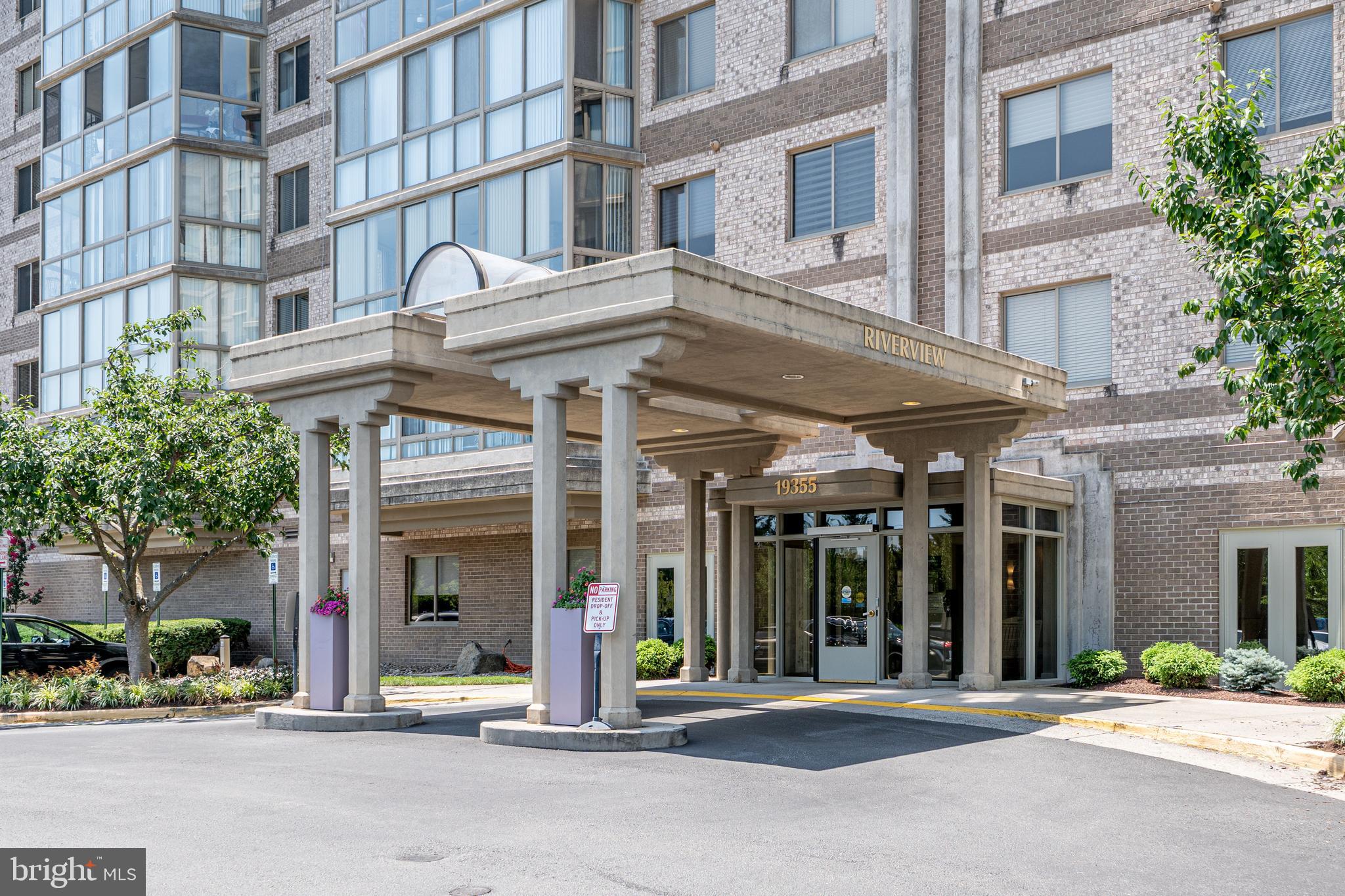 19355 Cypress Ridge Terrace, Unit 708 Leesburg, VA 20176 - Photo 5 of 36