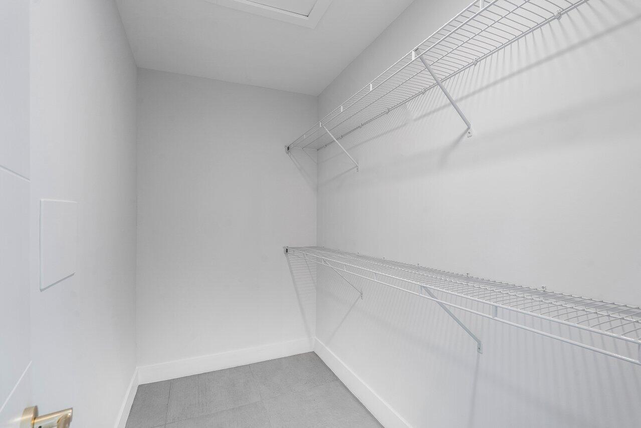 46 Southwest 9th Avenue Boca Raton, FL 33486 - Photo 17 of 41 017-46Southwest9thAvenue-BocaRaton-FL-33