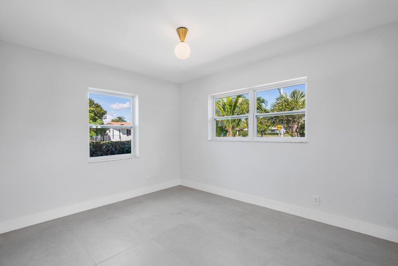 46 Southwest 9th Avenue Boca Raton, FL 33486 - Photo 24 of 41 024-46Southwest9thAvenue-BocaRaton-FL-33