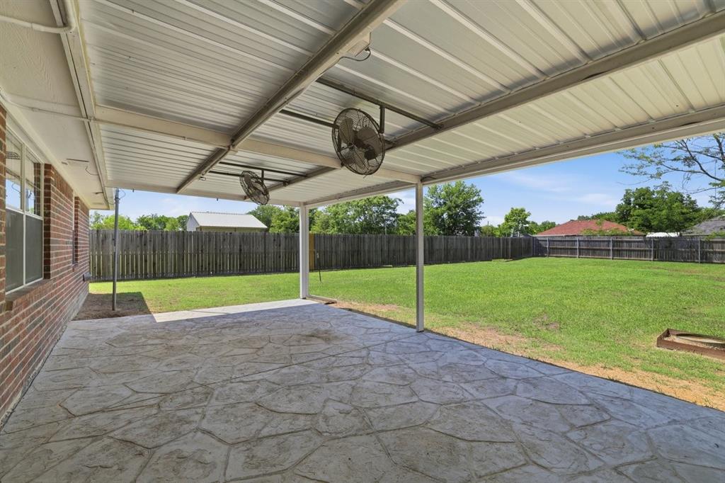 1974 County Road Powderly, TX 75473 - Photo 7 of 28 a view of a backyard with tv