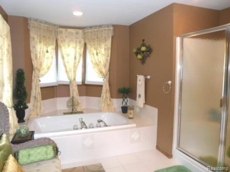 14101 Greystone Lane Romeo, MI 48065 - Photo 5 of 26 Photo 5.jpg