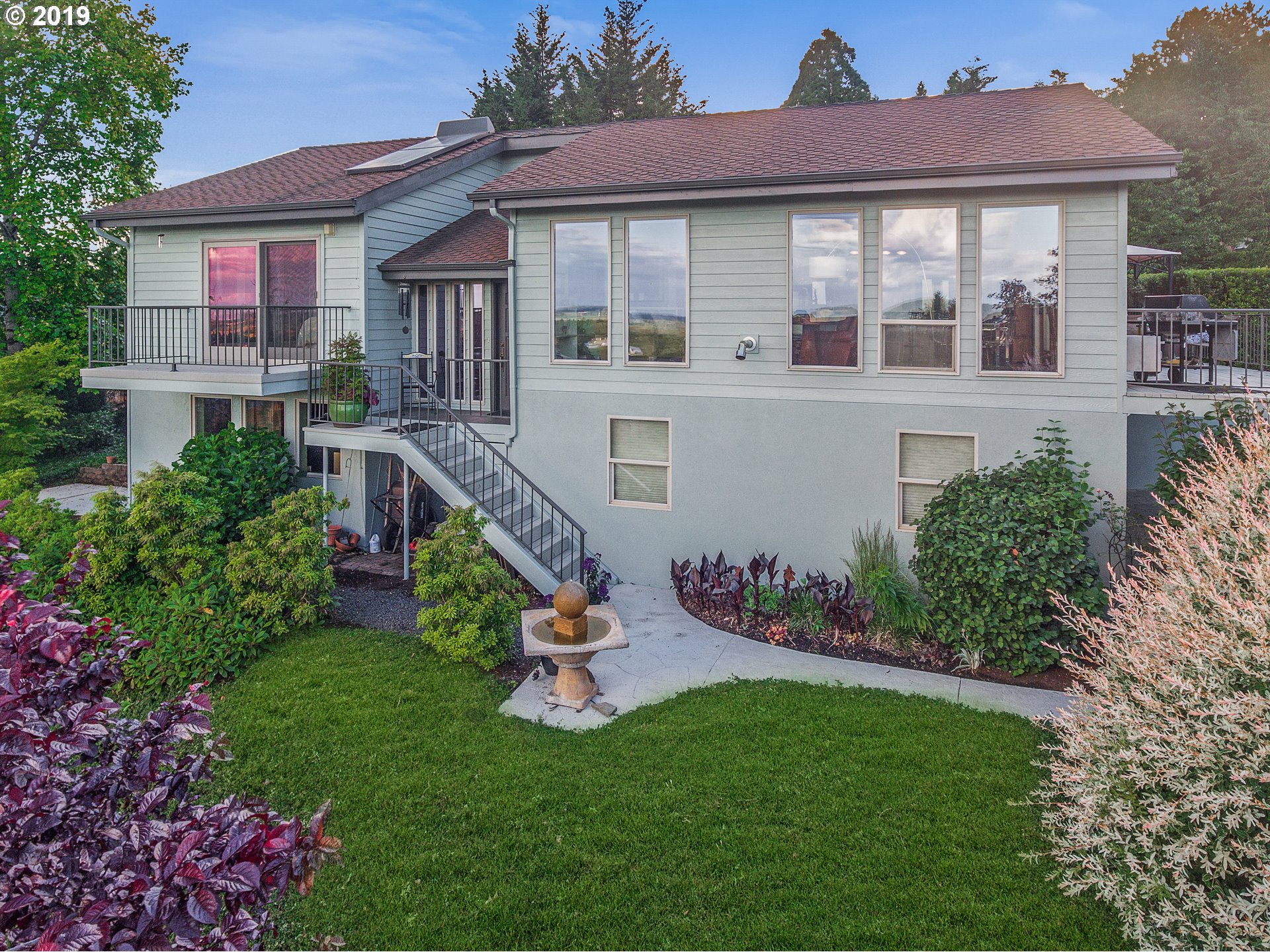 1119 Southwest 1st Street Dundee, OR 97115 - Photo 6 of 32 a view of a house with a yard