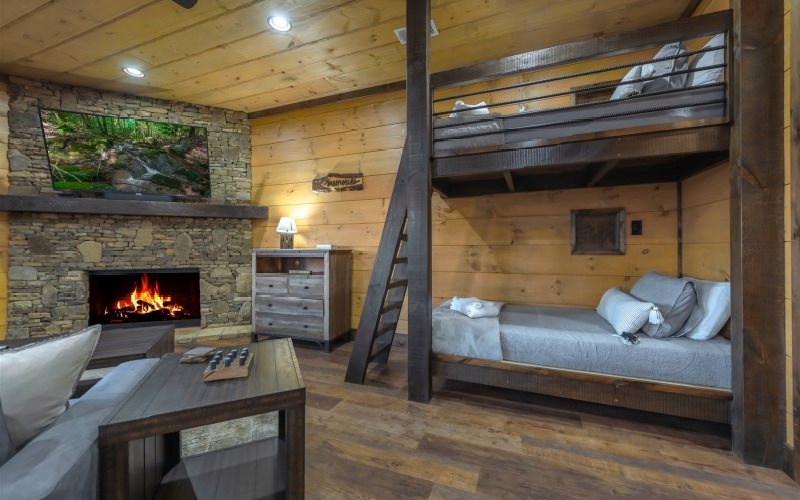 562 Blue Ridge Heights Drive Blue Ridge, GA 30513 - Photo 16 of 26 Additional View