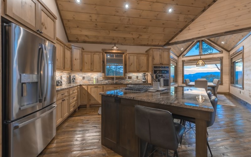 562 Blue Ridge Heights Drive Blue Ridge, GA 30513 - Photo 6 of 26 Additional View