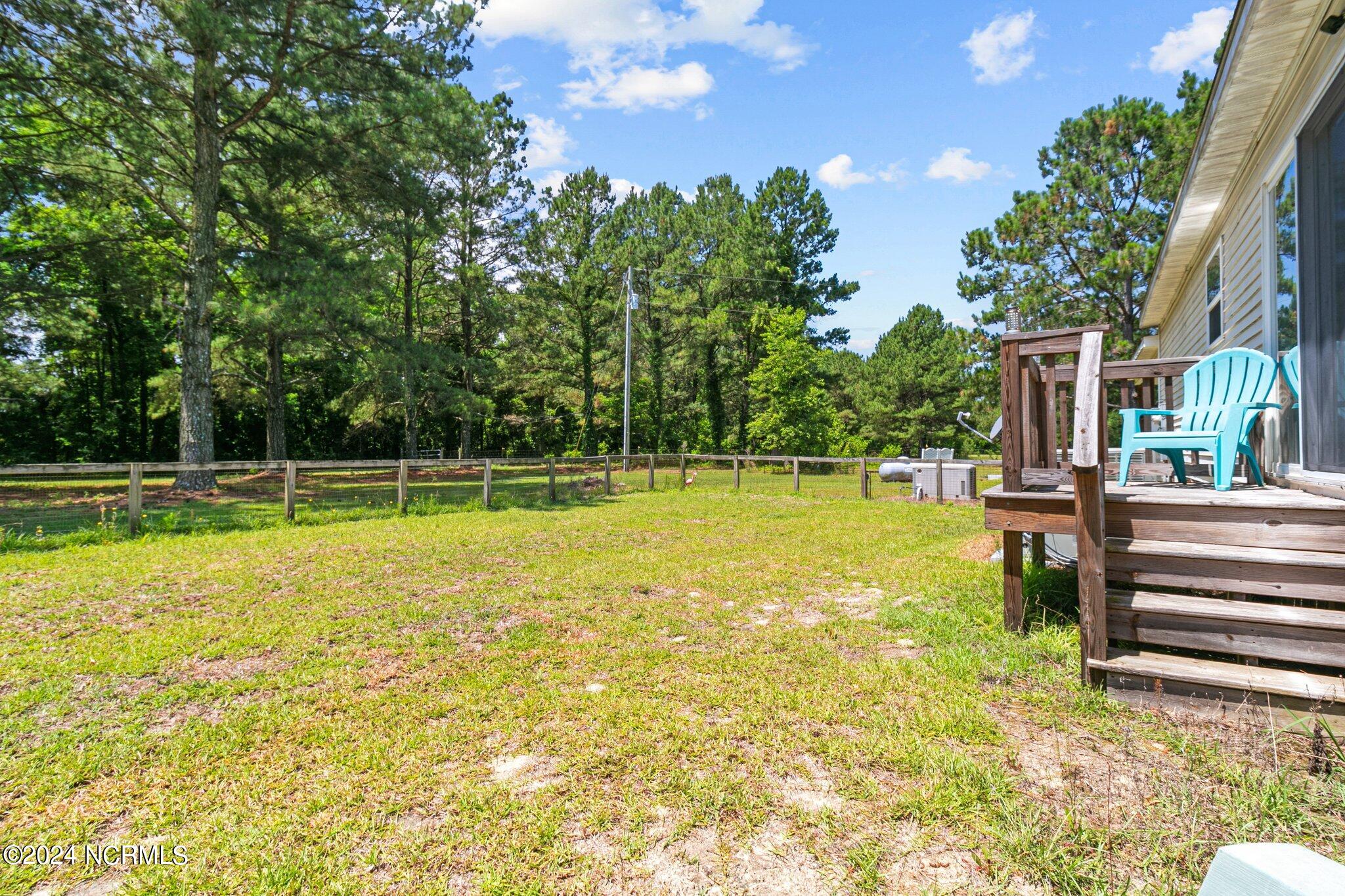 2294 Reedsford Road Clinton, NC 28328 - Photo 9 of 57 9