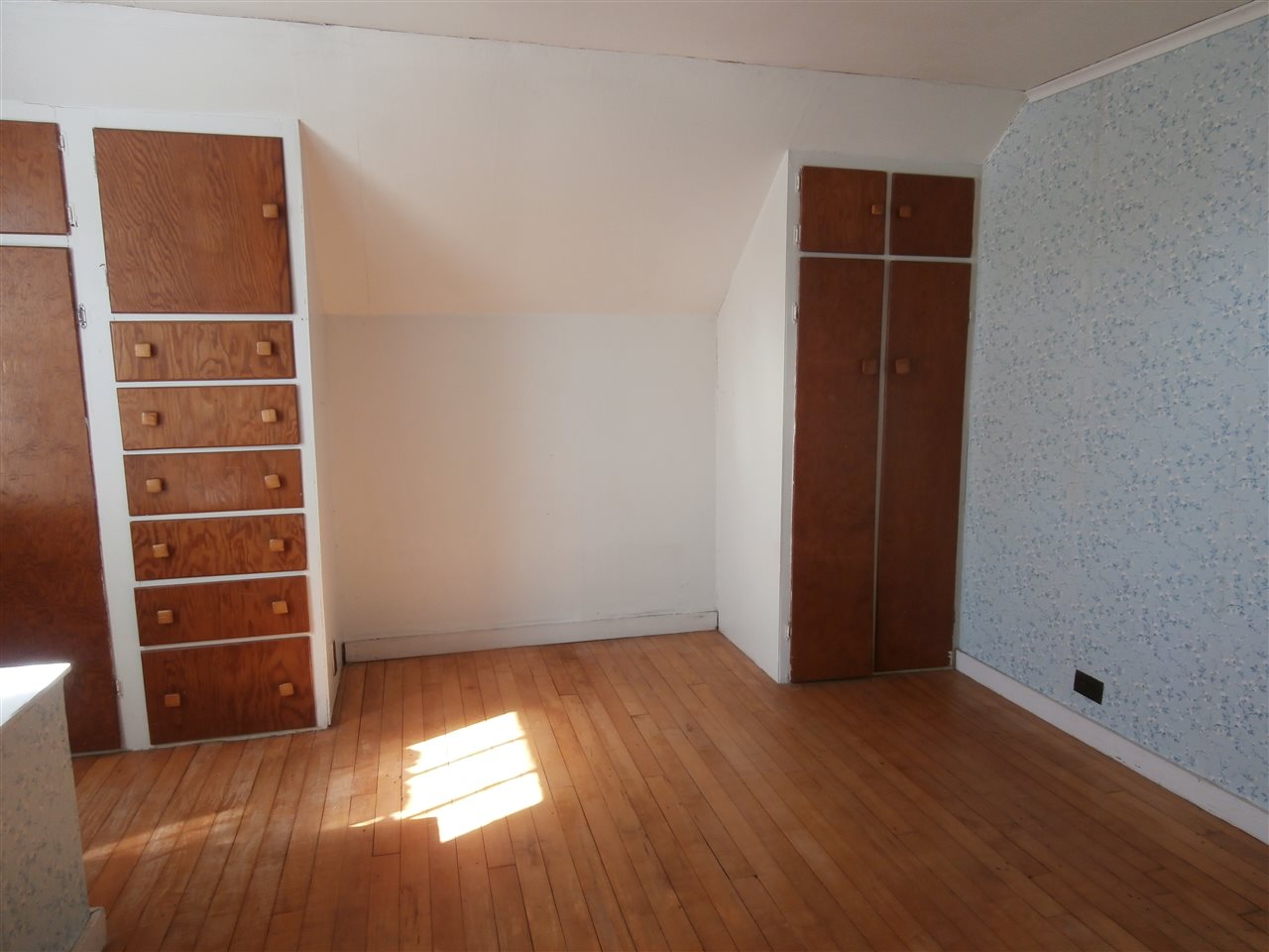 155 South Maple Street Vergennes, VT 05491 - Photo 15 of 20 Gallery Image 15