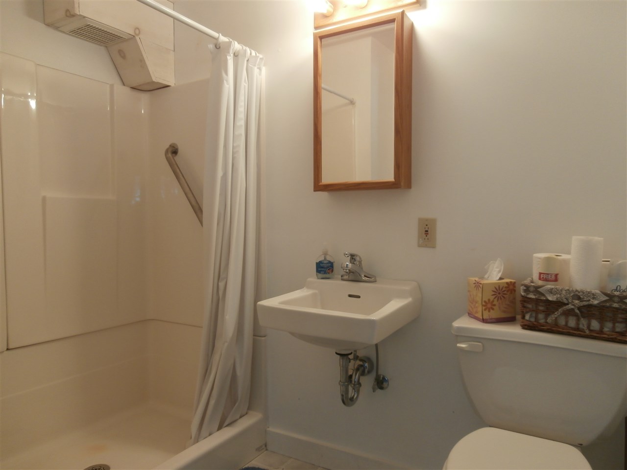155 South Maple Street Vergennes, VT 05491 - Photo 19 of 20 Gallery Image 19