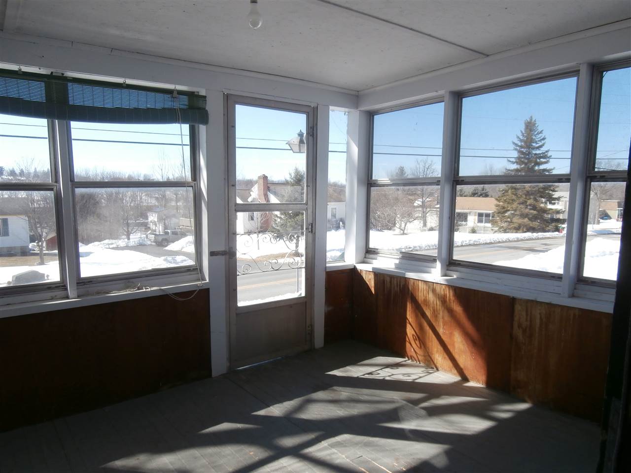 155 South Maple Street Vergennes, VT 05491 - Photo 4 of 20 Gallery Image 4