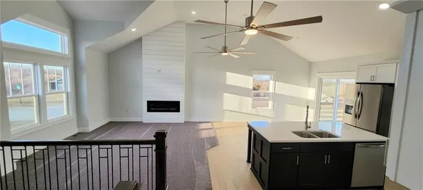 $390,000 | 219 Southeast 141 Road, Warrensburg, MO 64093